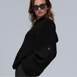 alo scholar hooded sweater